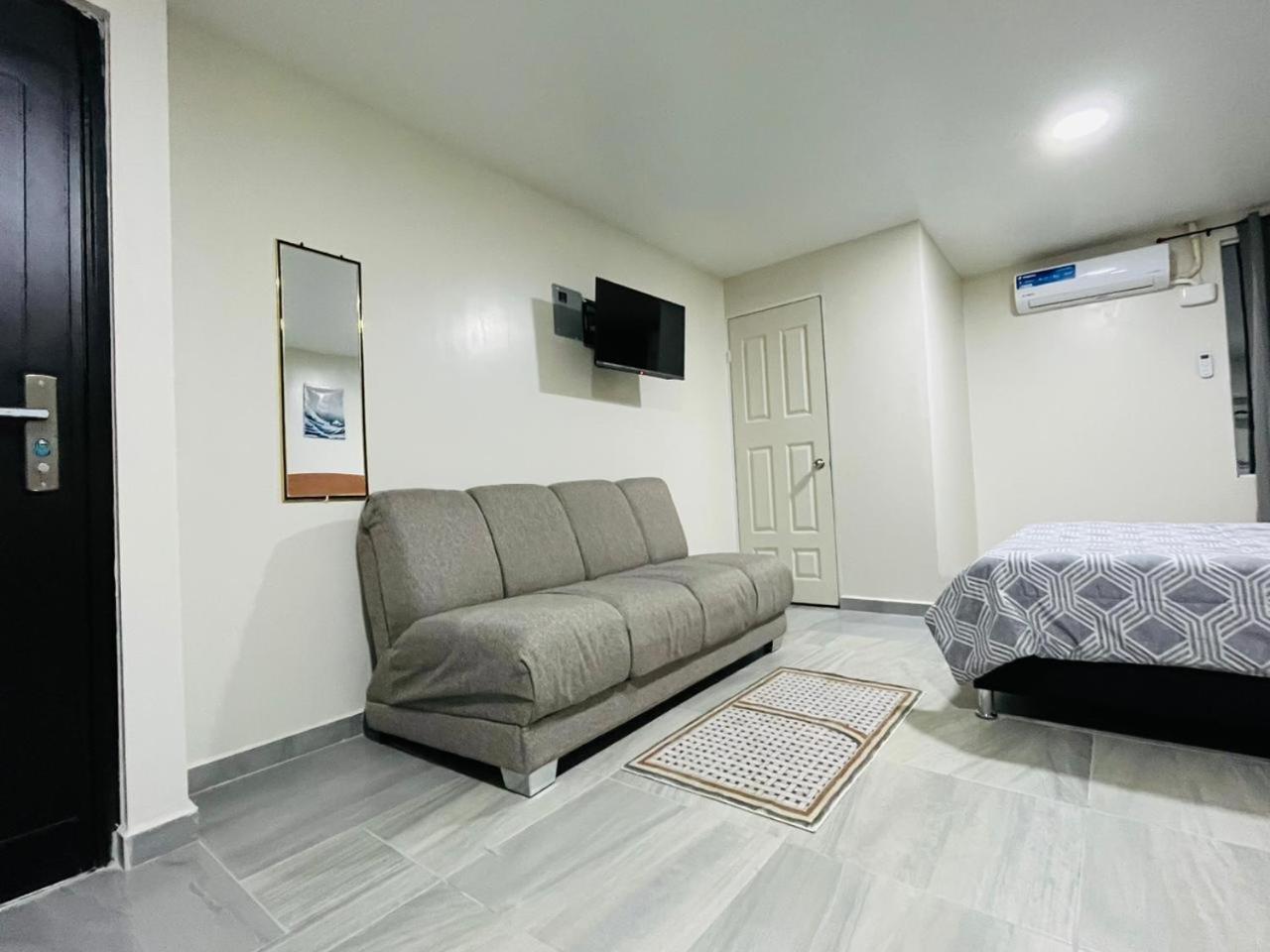Apartamentos Aeropuerto Ciudad Juárez Buitenkant foto