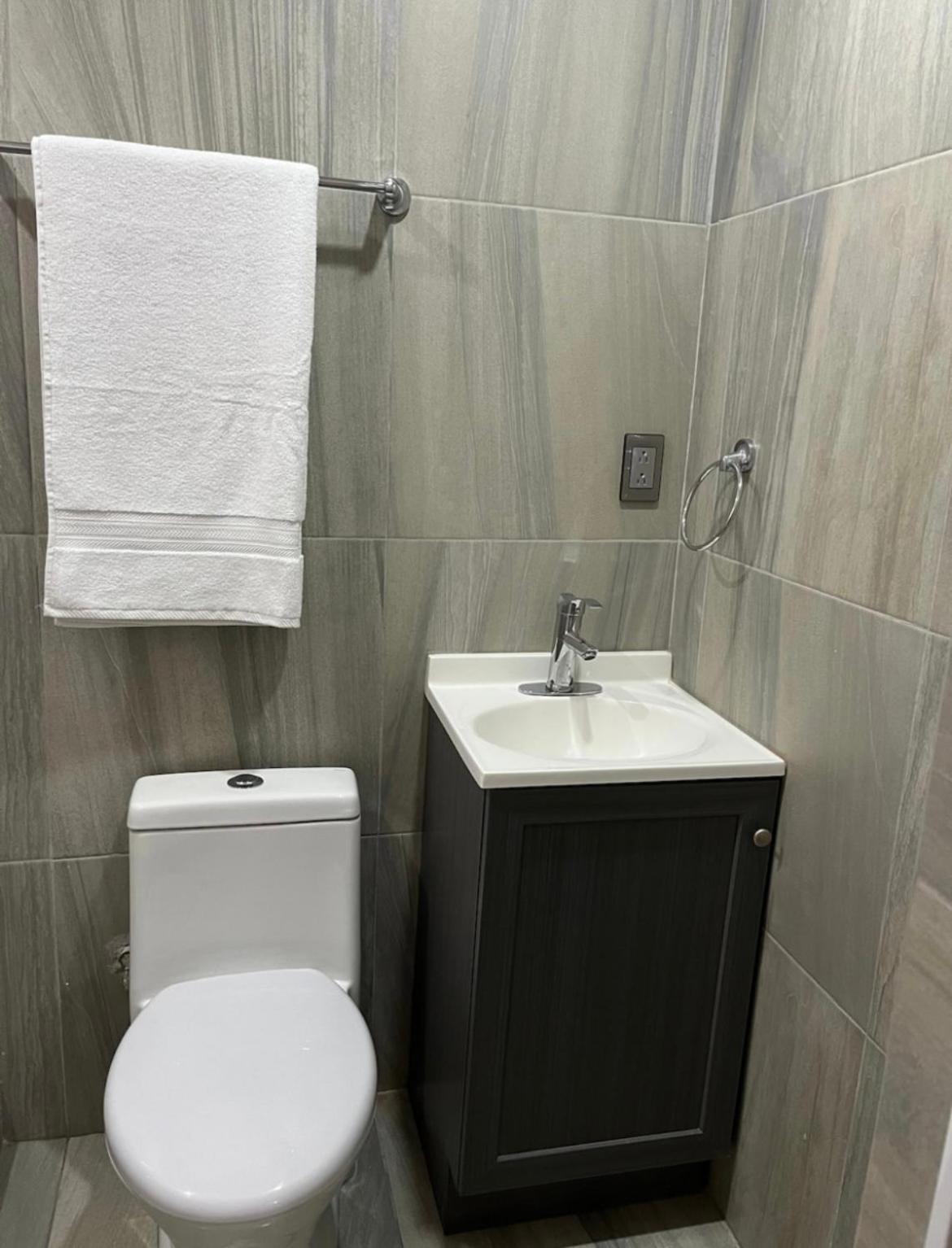 Apartamentos Aeropuerto Ciudad Juárez Buitenkant foto