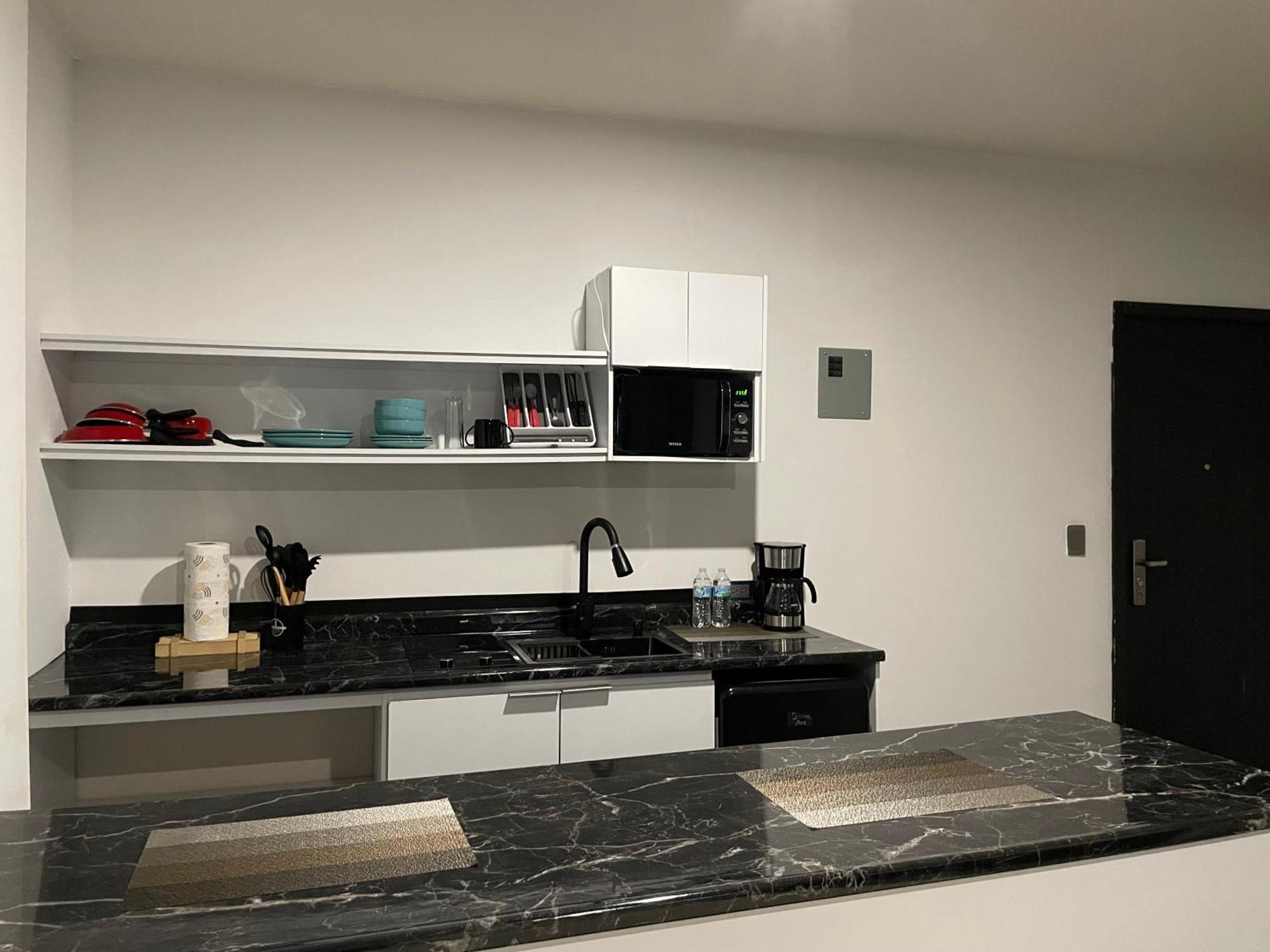 Apartamentos Aeropuerto Ciudad Juárez Buitenkant foto